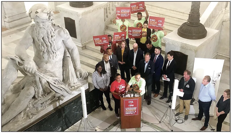  At a news conference September 11 at Minneapolis city hall, CTUL announced that 30 local and state elected officials had signed on to an open letter urging contractors to support the Building Dignity & Respect Program. 